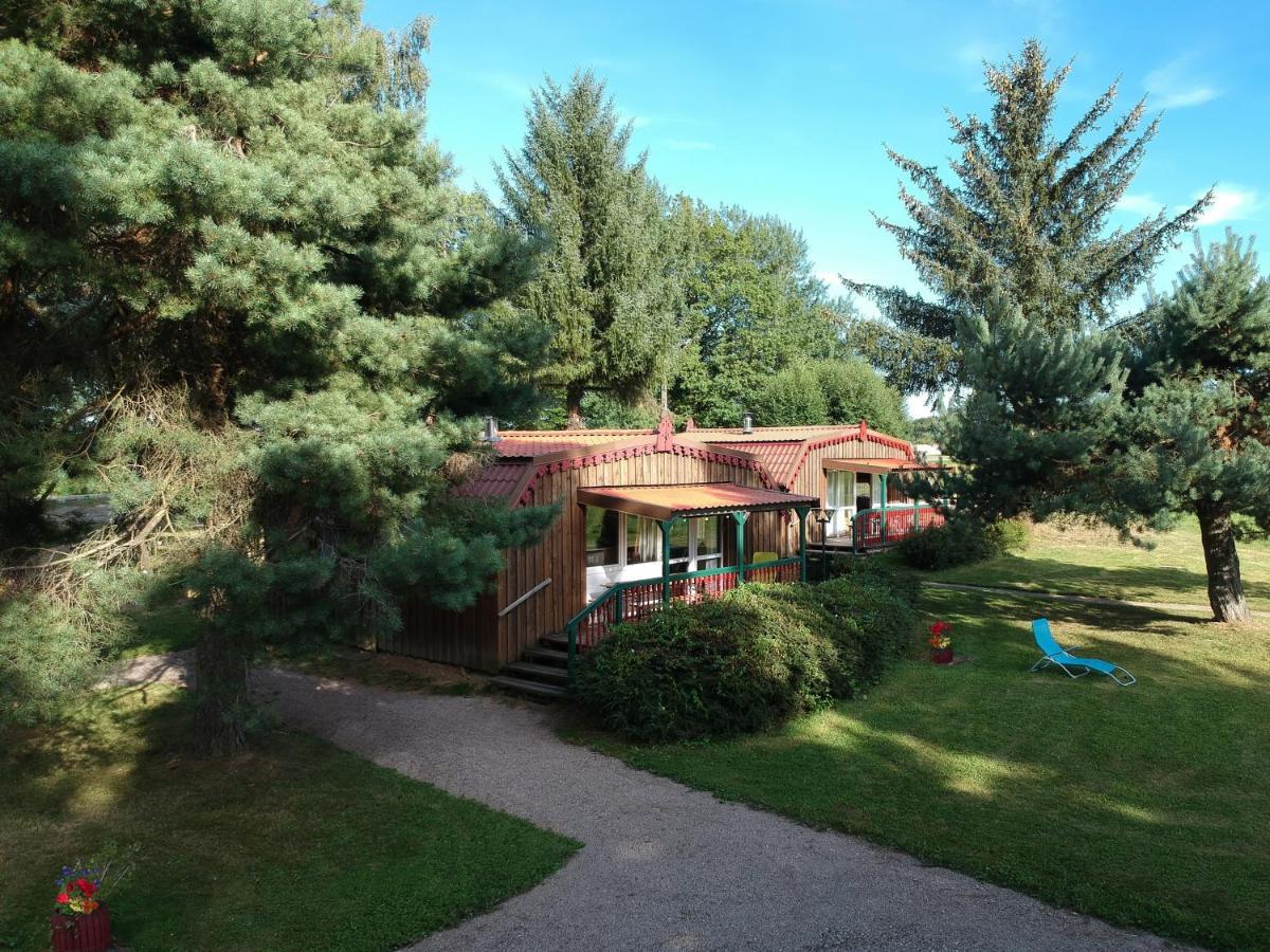Chalets Des Trois Hetres Plombières-les-Bains Kültér fotó